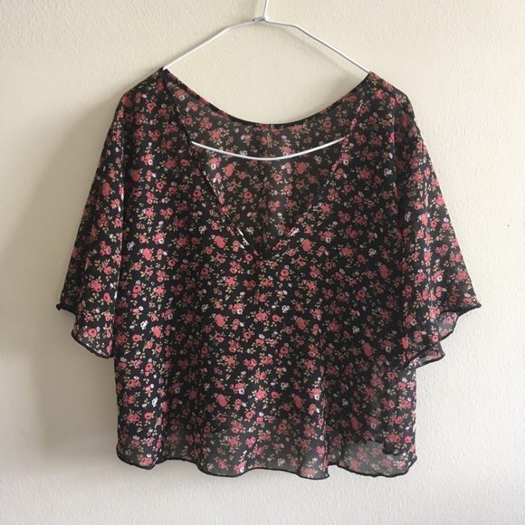 ★SOLD★Elan V-Neck Back Top - Picture 2 of 5